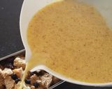 Foto langkah ke 2 dari resep Bread pudding with sauce.