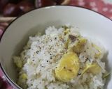 A picture of step 5 of Chestnut Rice Made with Mochi Rice (Okowa) Made in a Rice Cooker.