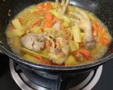 Foto langkah ke 6 dari resep Sayur lodeh bumbu ebi.
