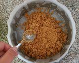 Foto del passaggio 2 della ricetta Cheesecake ai frutti di bosco senza cottura