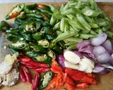 Foto langkah ke 2 dari resep Oseng tempe menjes cabe hijau.