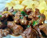Foto del paso 8 de la receta: Carrillada con boletus en salsa de vino tinto y naranja