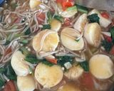 Foto langkah ke 5 dari resep Sup jamur enoki with sawi tofu.