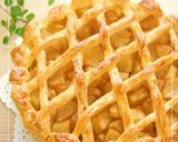 A picture of step 17 of Apple Pie.