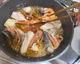 A picture of step 6 of Seafood Pan Rice.
