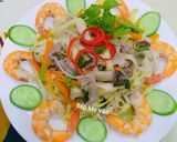 Hình bước làm 6 của món Mì xào tôm rau củ và nấm đùi gà