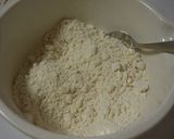 A picture of step 2 of Okara Cookies with Raisins.