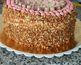 Foto del paso 8 de la receta: Torta de cumpleaños! Relleno y decoración súper fácil!