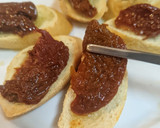 Foto del paso 2 de la receta: Pincho de tomate seco, queso de cabra y anchoa