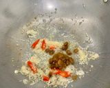Foto langkah ke 4 dari resep Tumis Kangkung Tauco.