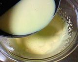 A picture of step 8 of White Chocolate No-Bake Cheesecake.