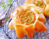 A picture of step 17 of Savory Snack Bread: Cute Sunflower Shaped Hamburger Bread.