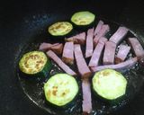 A picture of step 1 of Zucchini Tomato Pasta.