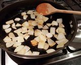 A picture of step 2 of Lamb tagine with prunes and almonds.