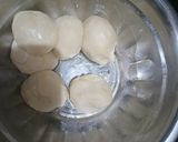 লুচি (luchi recipe in Bengali) রেসিপির ধাপ 2 ছবি