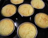 A picture of step 5 of Yogurt Muffins.