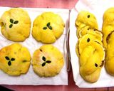 A picture of step 9 of Kabocha Squash Bread.