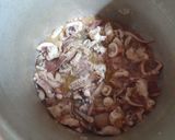 Foto del paso 5 de la receta: Calamar en su tinta con arroz