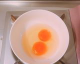 Hình bước làm 1 của món Trứng hấp thanh cua