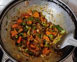 A picture of step 4 of Mix vegetable spaghetti.