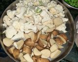 गोभी आलू मटर की सब्जी (gobi aloo matar ki sabzi recipe in Hindi) रेसिपी चरण 1 फोटो