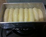 Foto langkah ke 2 dari resep Roti sisir mentega tanpa telur.