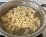 A picture of step 6 of Malloreddus.