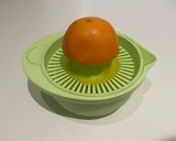 Une image de l'étape 1 de Des oranges au jus d’orange avec des fruits secs.