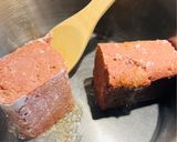 A picture of step 1 of Creamy Stove Top Corned Beef and Hash.