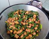 Foto langkah ke 4 dari resep Oseng Kacang panjang dan Tempe.