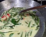 Foto langkah ke 3 dari resep Gulai udang telor kacang panjang.