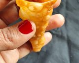 A picture of step 8 of 3 in 1 savoury cone.