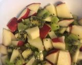 A picture of step 3 of Apple and kiwi salad.