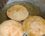 A picture of step 5 of Achaari kachori.