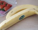 Banana + Strawberry Juice langkah memasak 1 foto