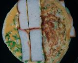 Foto langkah ke 4 dari resep OMROT Kesiangan (Omelette Roti).