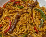 A picture of step 9 of Stir-Fried Noodles with Beef.