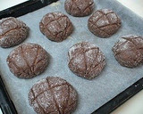 A picture of step 10 of Cocoa Melon Bread.