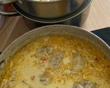 Reszelt sajttal és sárgarépával töltött csirkemellfilé, tejfölös szószban, tésztával 🧄🥕🧀🌶🍅🍗😋 recept fázis 3 fotója