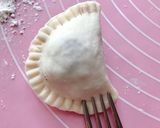 Hình bước làm 5 của món Bánh Xếp (Bánh Gối, Bánh Quai Vạc)