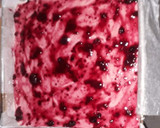 Foto del paso 4 de la receta: Cheesecake de frutos rojos