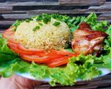 Hình bước làm 3 của món Cơm chiên đùi gà