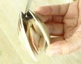 A picture of step 3 of Boiled Hamaguri Clam Nigiri Sushi.