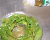 A picture of step 2 of Christmas ☆ Simple and Fancy Wreath Salad.