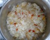 A picture of step 5 of Asian Pear and White Wood Ear Mushroom Dessert.