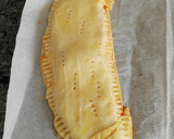 Foto del paso 7 de la receta: Maxi empanadilla de lomo y queso de cabra