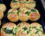 Foto langkah ke 7 dari resep Roti daun bawang.