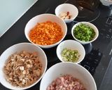 Hình bước làm 1 của món Bánh hỏi lá dứa