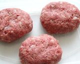 A picture of step 4 of Hamburger Steaks with Lotus Root.