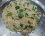 A picture of step 2 of Methi Thepla.